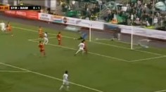 VIDEO: Neskutečný gól dal vzpomenout na Van Bastena