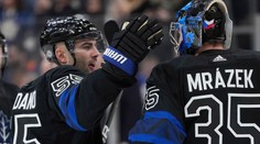 Nechtěný Mrázek vychytal výhru Toronta, Simon debutoval za Anaheim