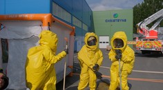 Při výrobě dezinfekce vznikl oranžový mrak! Na místo vyjela speciální jednotka