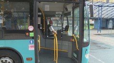 Dopravci marně shánějí řidiče autobusů, nejlepší si vydělají až 100 tisíc korun