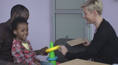 VÍKEND: Zázrak pro neslyšící děti v Africe