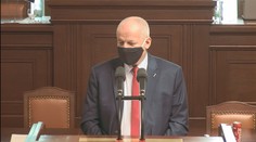 Prymula: Přírůstky jsou enormní. Opatření se proto musí zpřísnit