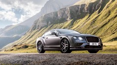 Bentley vyrobil nejrychlejší 4místné auto na světě. Jede 336 km/h