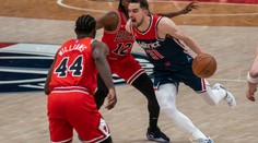 Další parádní představení Satoranského. Proti Chicagu zapsal deset asistencí