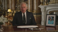 Král Karel III. pronesl první projev: Dojemný vzkaz Alžbětě II. i velký slib lidu