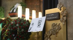 Rodina se rozloučila s Janem Vodňanským. Dorazil Jan Kačer i Pavel Bém