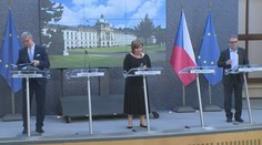 Daň z cigaret poroste, rozhodla vláda. Chce bojovat se závislostí na kouření