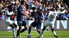 PSG prochází ligou stále bez porážky, Marseille využilo zaváhání Monaka