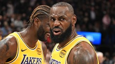 LeBron ukázal týmového ducha. Zahodil 18letou rekordní šňůru pro výhru