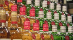 ANKETA: Odborníci chtějí omezení prodeje alkoholu. Část politiků je pro
