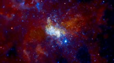 Aktivita supermasivní černé díry uprostřed naší galaxie roste, tvrdí vědci