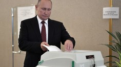 Putinova strana vyhrála komunální volby, provázely je protesty i podvody