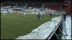 Video: Fotbal na blátě diváky netáhne