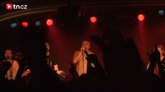 VIDEO: Tři sestry hrály s pivem a pro pivaře