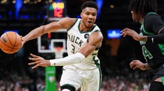 Antetokounmpo zamířil za Neymarem. Nejlepší duo v Arábii, vtipkoval