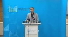 Rakušan jednal s odboráři bezpečnostních složek. Navrhl každému 1 500 korun navíc