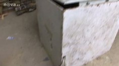 V lese našli bankomat! Ležel tam tři roky