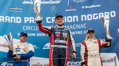 Lacko si podmanil Francii, všechny ale šokoval nováček Forman!