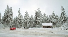 Větrné Velikonoce na sněhu a náledí: 20 centimetrů prašanu a vichřice!