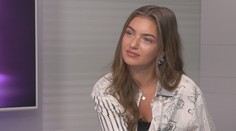 Přítel to nemá jednoduché, říká Nelly. Kouká se na mě, když se musím líbat s jinými
