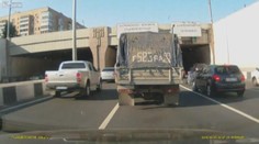 VIDEO: Podivný účastník silničního provozu