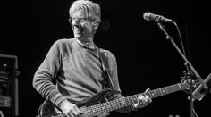 Zemřel hudebník Phil Lesh. Stál u založení kapely, která se stala kultem