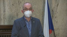 Blatný: Speciální kódy k očkování budou ve středu! Mluvila i Svrčinová