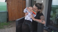 Samoživitelka Adéla se stará o tři děti. Bez příspěvku by prý skončila na ulici