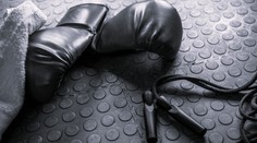 Tragická smrt mladého talentu. Boxer se snažil bránit sestru, byl zabit mačetou