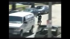 Šikulové na kolech: jedni vyrážejí dech divákům, druzí sobě