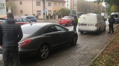 Dodávka s penězi měla nehodu, na místě hlídaly speciální jednotky