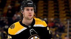 Obránce Carlo zůstává v Bostonu, Weber a Landeskog žijí v nejistotě