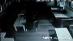 VIDEO: Bezpečnostní kamera zachytila ducha, tvrdí majitel baru