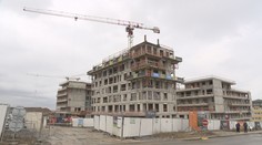 Chybí materiál a pracovníci. Stavby se kvůli válce mohou zpozdit i prodražit