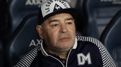 Maradona je po operaci! Dopadla podle očekávání, řekl jeho mluvčí