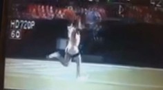 VIDEO: Naháče v Clevelandu málem zpacifikovali sami hráči