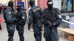 Úlovek! Celníci našli v centru Klatov půl tuny pašovaného tabáku!