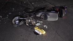 Motocyklista v Uhříněvsi nepřežil střet s autem