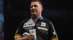 Velký večer pro Dobeyho. Podruhé v kariéře vyhrál turnaj Premier League