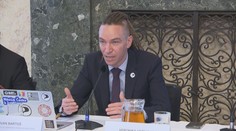 Piráti řeší osud exnáměstka Koláříka. Důvodem je žárlivá potyčka