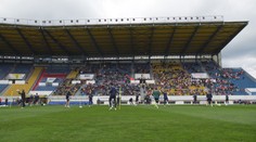 Netradiční trénink fotbalistů Teplic. Na Stínadlech fandilo přes 2 000 dětí