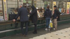 Česká pošta čelí stovkách žalob za nerovné mzdy zaměstnancům. Vinu odmítá