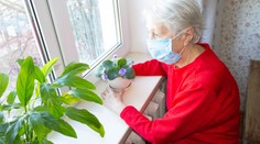 Nákaza v domově seniorů: Desítky jich zemřely, někteří i přes vakcínu