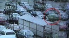 Jak se krade na parkovišti. ZÁBĚRY KAMER a policejní akce