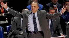 Italský basketbalový trenér Messina jde do Los Angeles Lakers