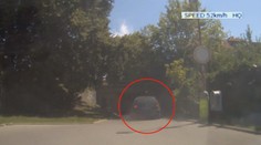 VIDEO: Řidič zběsile prchal před policií, srazil při tom tři lidi