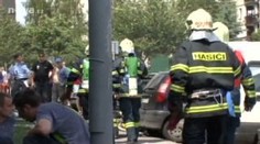 V Děčíně hořel sedmipatrový panelák, obyvatelé slézali po žebříku