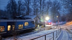 Neštěstí v Jihlavě: Mladá žena přecházela koleje, smetl ji vlak