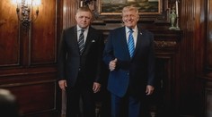 Fico se setkal s Trumpem. Dal mu poštovní známku, jednali o Ukrajině i jádru