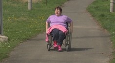 Žena, kterou zbavili svéprávnosti, chce zpět svůj život. Opatrovník ale nespěchá